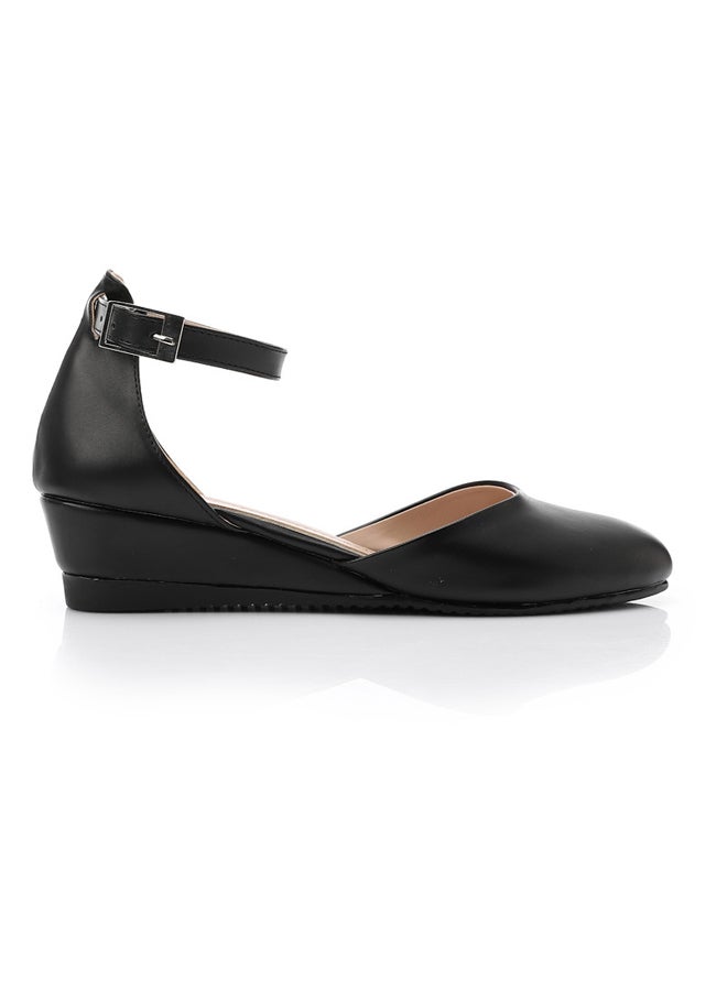 Ice Club Trendy Women’s Flat Shoes with Cross Strap Style Perfect for Dressing Up or Down Every Day - Image 2