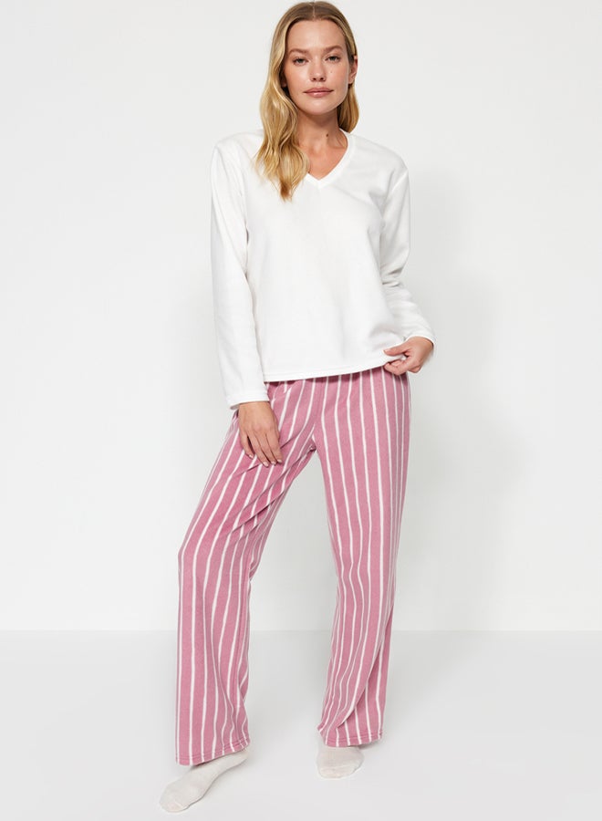 trendyol Striped Winter Knitted Pajamas Set - Image 2