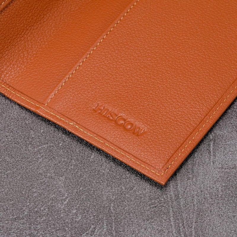 HISCOW Minimalist Checkbook Cover - Full Grain Leather - Image 5
