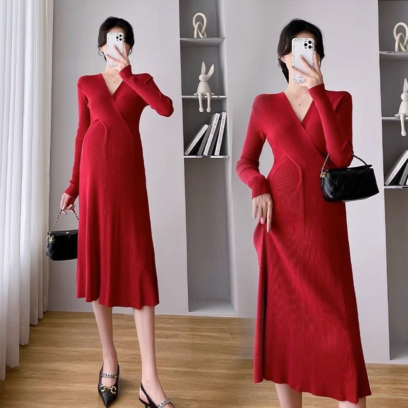Maternity dress autumn simple long sleeve V-neck knitted dress 2023 new maternity dress autumn and winter slimming bottoming skirt Red + Black Belly support safety pants [suit]]