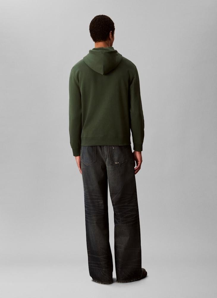 كالفن كلاين جينز هودي تيري مايكرو مونوجرام - Image 2