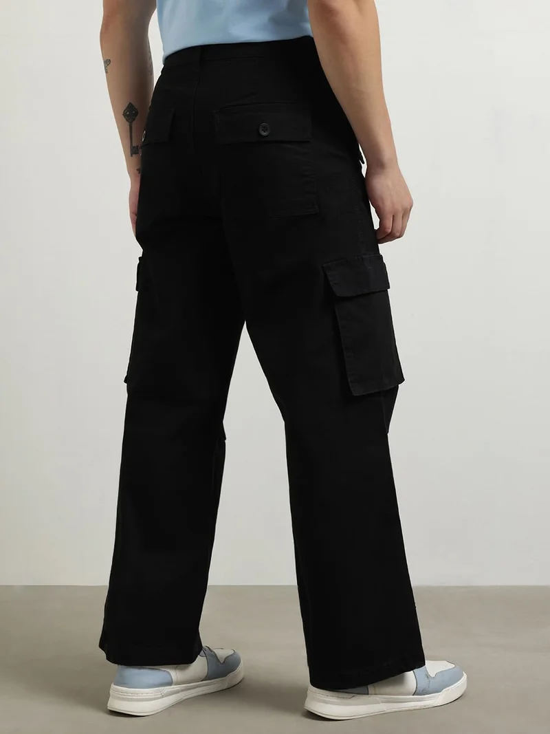 NOBERO  NOBERO Men's Black Cargo Pants - Multi-Pocket for Outdoor Workwear for Men | Best Price UAE