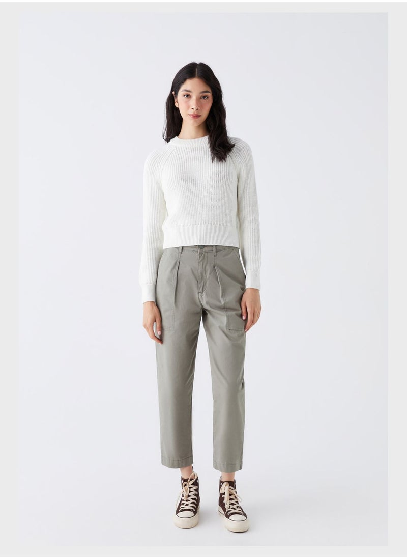 LC WAIKIKI - Ribbed Crew Neck Crop Sweatshirt - Image 1