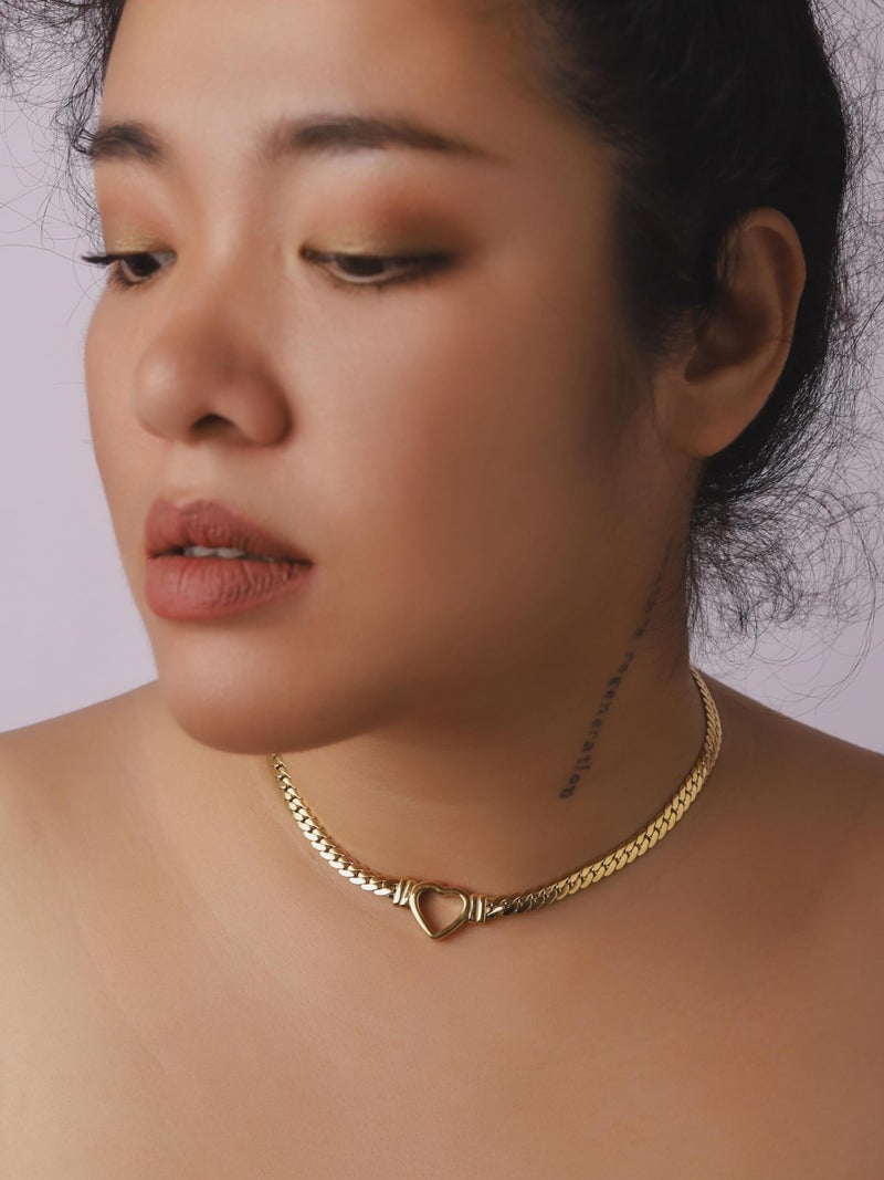 Sacina Gold-tone Heart Choker, Stainless Steel Necklace, Gold-tone Choker Necklaces for Women, Chunky Heart Necklace, Valentine Gift, Christmas Jewelry Gift - Image 3
