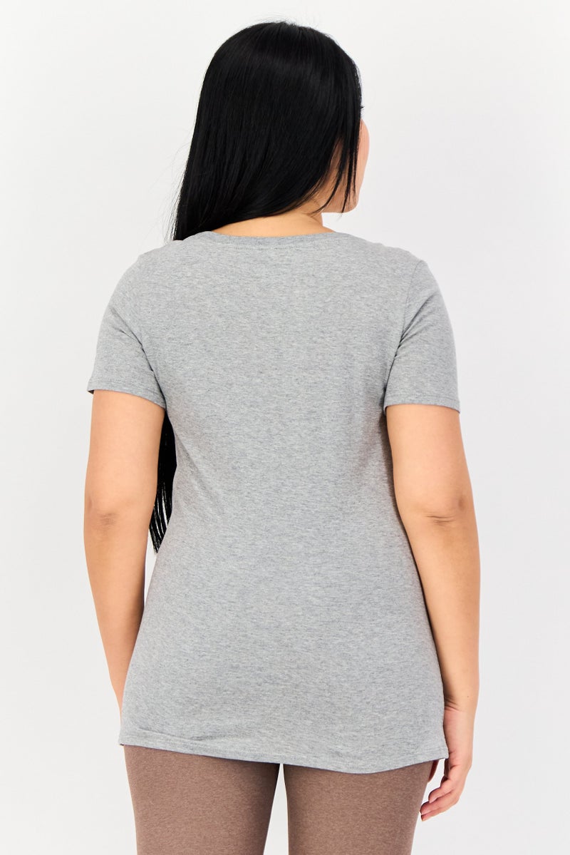 Nike ملابس رياضية نسائية قصيرة الأكمام تي شيرت خارجي، رمادي - Image 2