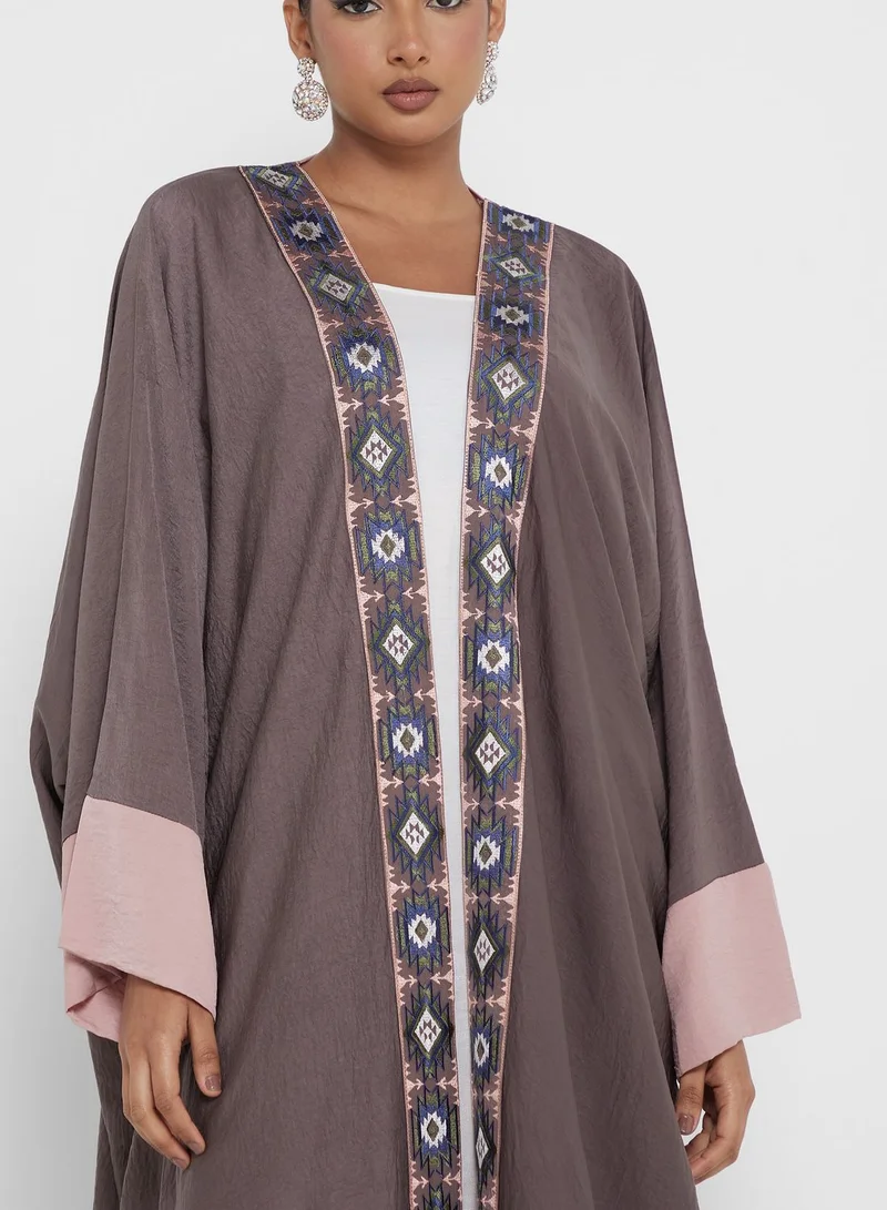 hayas closet Embroidered Open Abaya