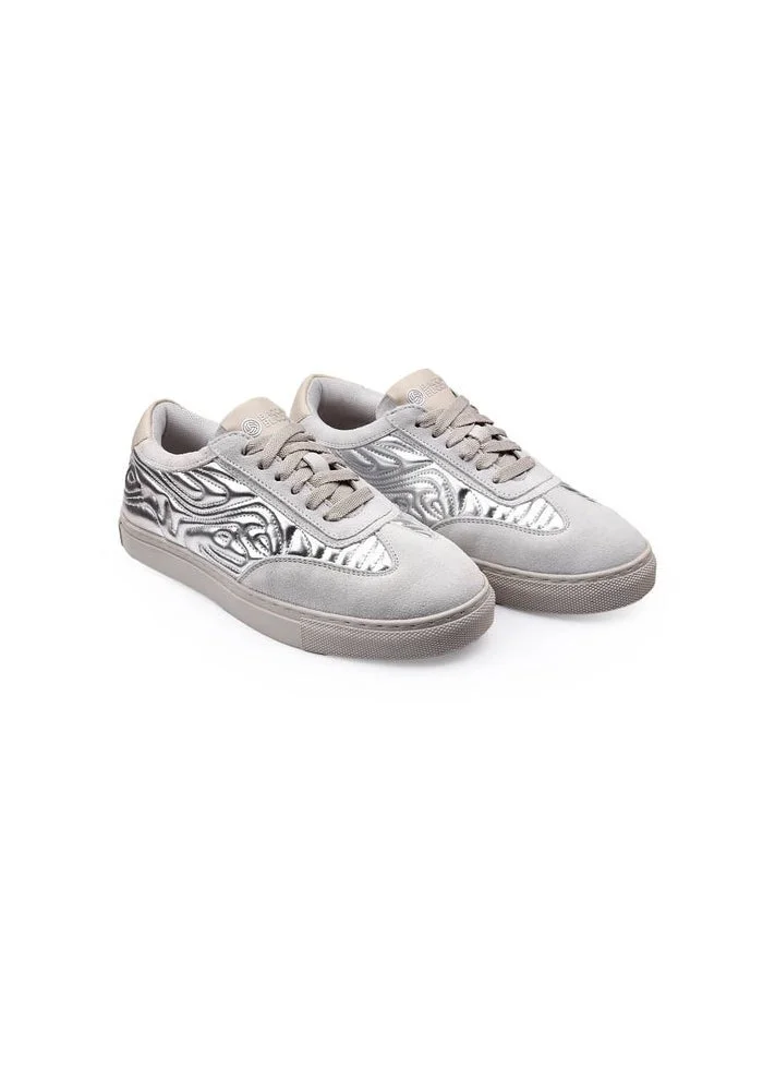 باكا بوتشي سنيكرز رانجرزا نسائي بتصميم عرقي فضي برباط للمناسبات