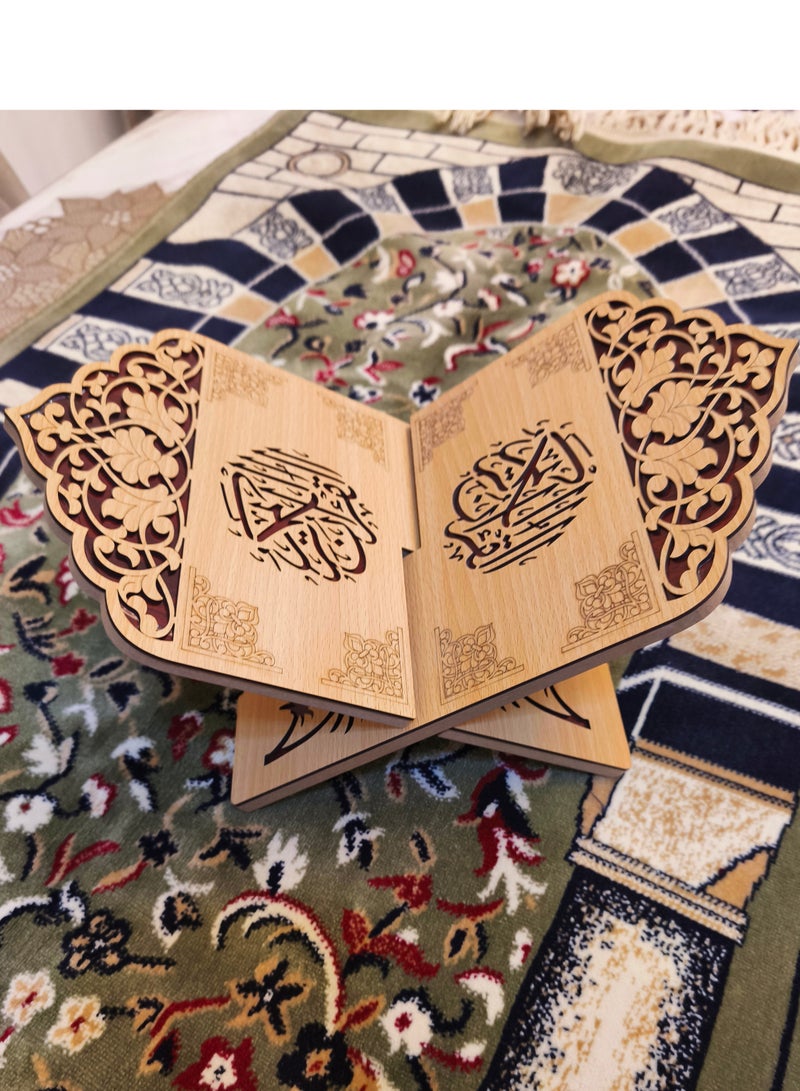 حامل مصحف خشبي بتصميم انيق - Image 1