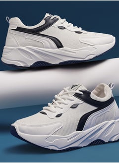 Q2 A walking and everyday shoe made with mixed materials, featuring a balanced design and an elevated sole