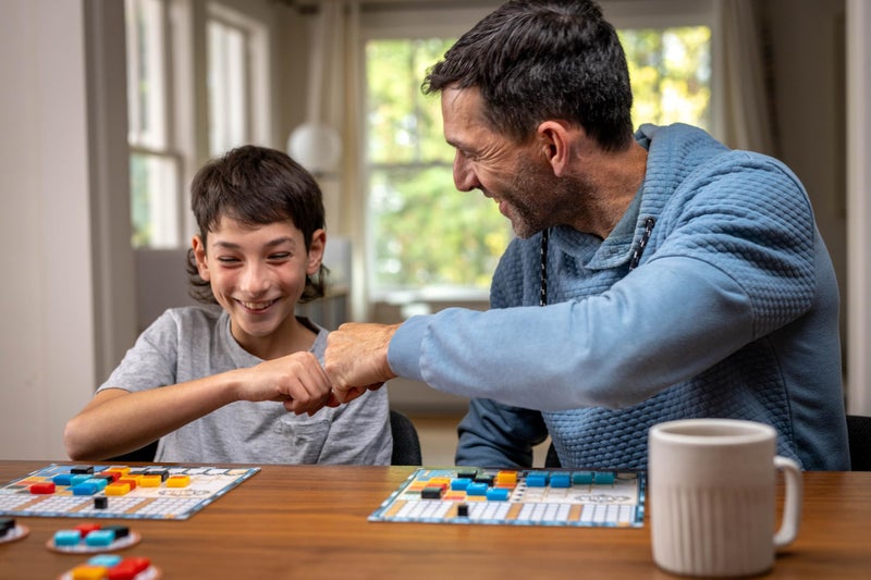 Azul Board Game - Award-Winning Tile-Placement Strategy Game, Beautiful Mosaic Art, Family Fun for Kids & Adults, Ages 8+, 2-4 Players, 30-45 Minute Playtime - Image 3