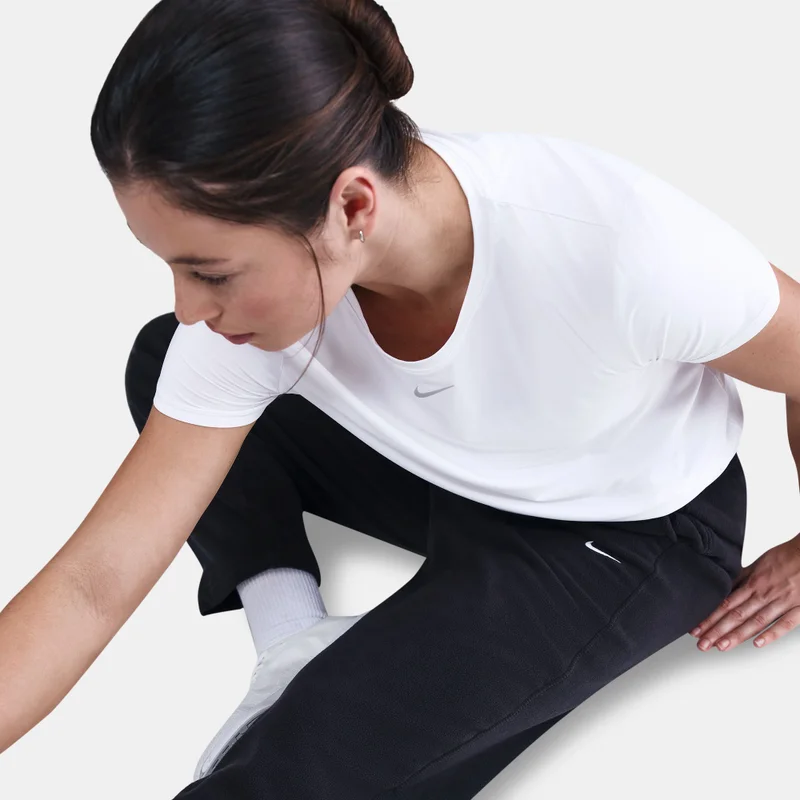 Nike Black Women's One Therma-FIT 7/8 Fleece Pants for Women | Best Price UAE