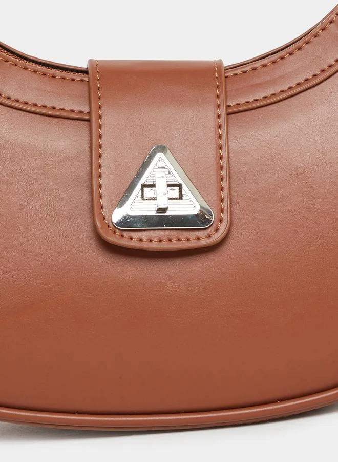 Styli Styli Triangle Metal Shoulder Bag with Zip Closure
