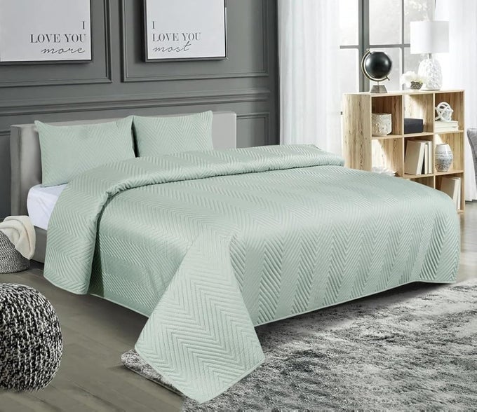 ALL WEATHER 3 PCS GLACE COTTON ULTRASONIC 280 TC SOLID BEDSHEET FOR DOUBLE BEDQUILTED BED COVERBEDSHEET WITH 2 PILLOW CASE LUXURIOUSPISTA GREEN 90X100 INCHES