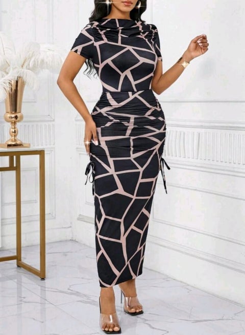 Shein SHEIN Lady Women's Fashionable Geo Print Fitted Long Dress, Summer |  Best Price Egypt | Cairo, Giza