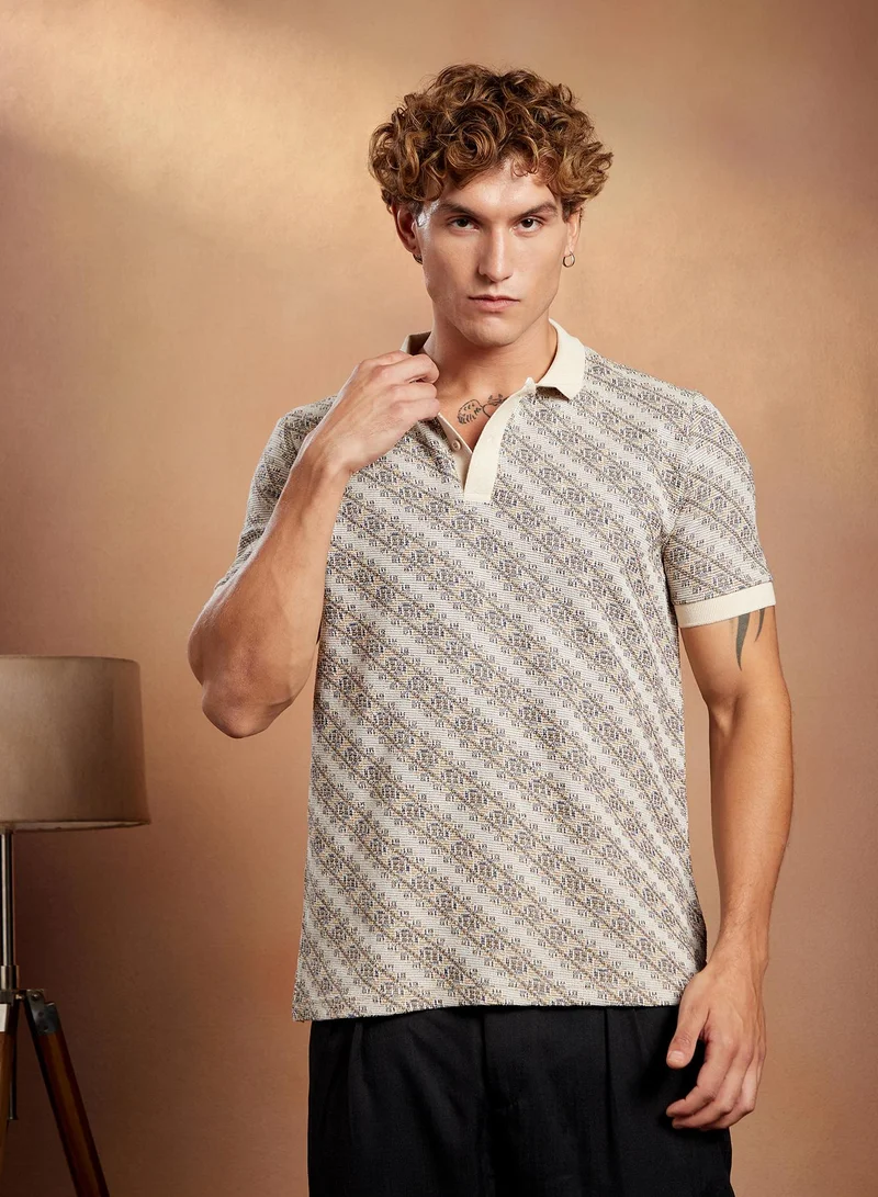 Campus Sutra Men's Off-White Flora-Slant Polo T-Shirt