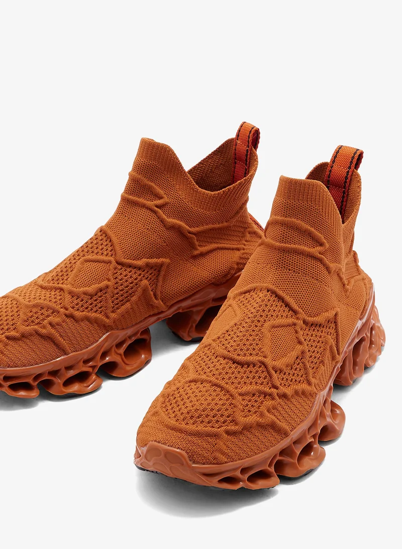 سفنتي فايف سنيكرز محبوك سهل الارتداء بنعل خارجي مرن