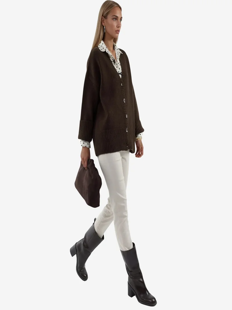 فيورنا VIORNA Ribbed V-Neck Button Cardigan