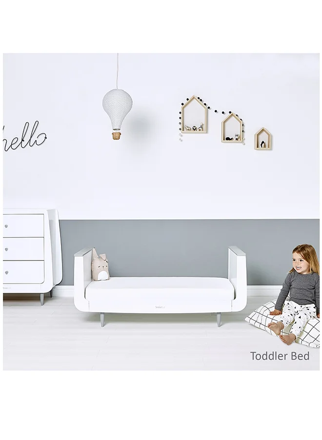 Snuz Kot Skandi Cot Bed For Infant And Baby/Kids/Toddler, Easily Convert To Toddler Bed, Made of Sustainably Sourced Wood, Suitable From 0 To 10 Years, W72 X L133Cm X H89Cm Grey