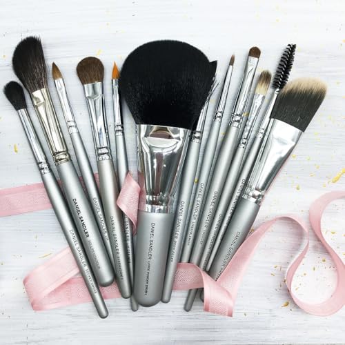 Daniel Sandler CONCEALER BRUSH for Under-Eye Circles, Blemishes and Imperfections – Travel-Size Makeup Brush with Synthetic Bristles – Cruelty-Free and Vegan - Image 4