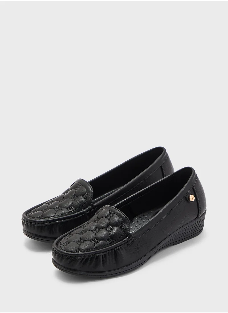 shoexpress Essential Flat Moccasins
