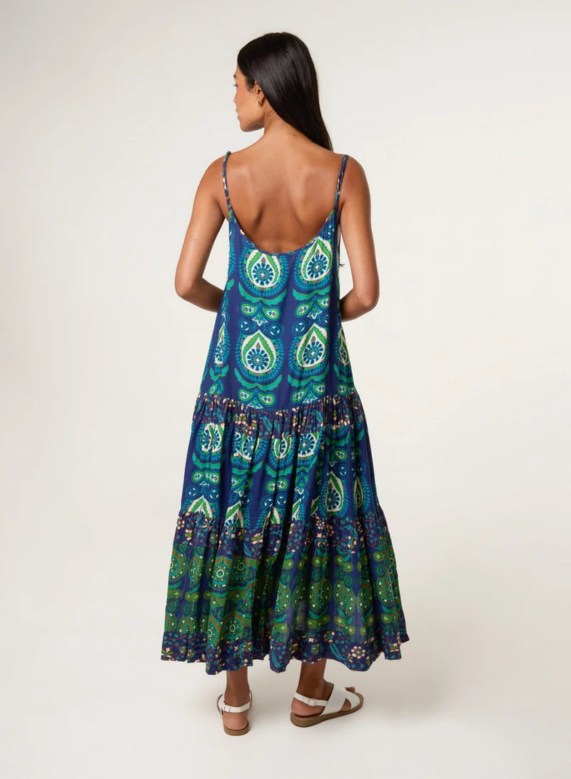 بلو فانيلا فستان كامي متعدد الطبقات