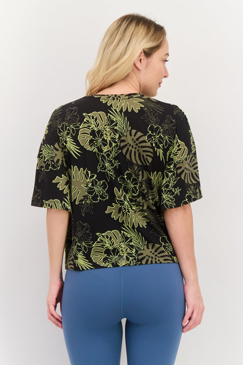 PUMA Women Sportswear Fit Short Sleeve Outdoor Top, Black Combo - Image 3