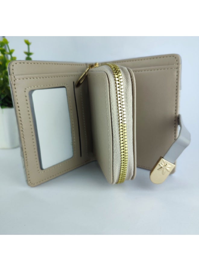 Women’s Leather Wallet – High-Quality Material with Inner Compartments for Organizing Your Essentials - Image 5