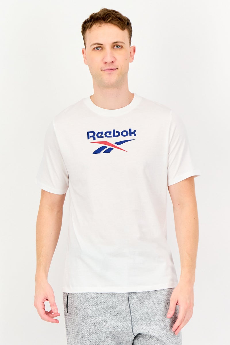 Reebok تي شيرت رياضي للرجال بأكمام قصيرة مناسب للخارج، أبيض - Image 1