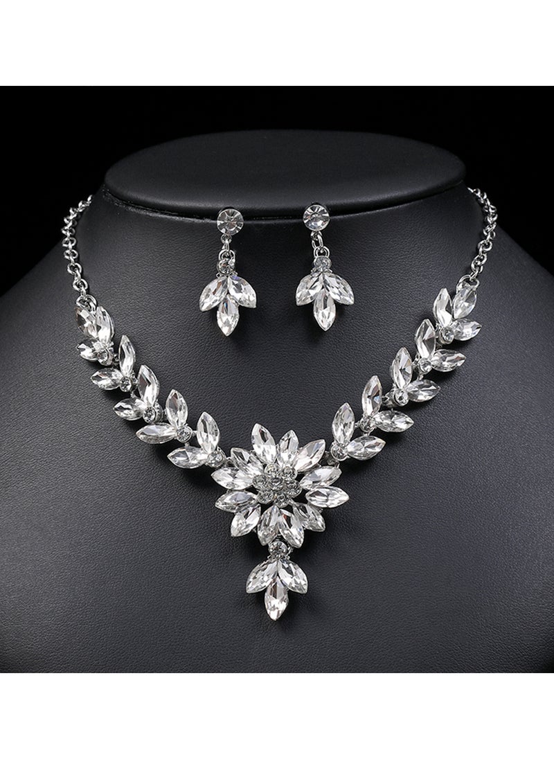 Sharpdo 2-Piece Elegant Retro Necklace and Earrings Set - Image 1