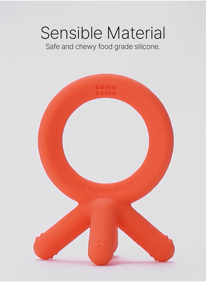 comotomo - Natural Feel Baby Bottle 250 ML With Silicone Baby Teether, 3 Months + - Image 1
