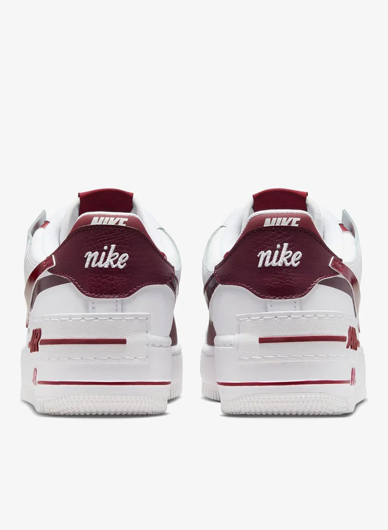 نايكي أف شادو