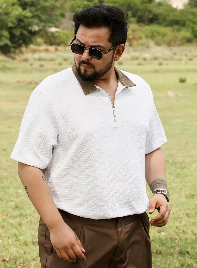 Instafab Plus Instafab Men's Army Green & Chalk White Oblique-Block Polo T-Shirt | Polo Collar  , Short Regular Sleeves , Half-Zipper Closure | Colourblock Jacquard | Cotton-Blend T-Shirt For Casual Wear