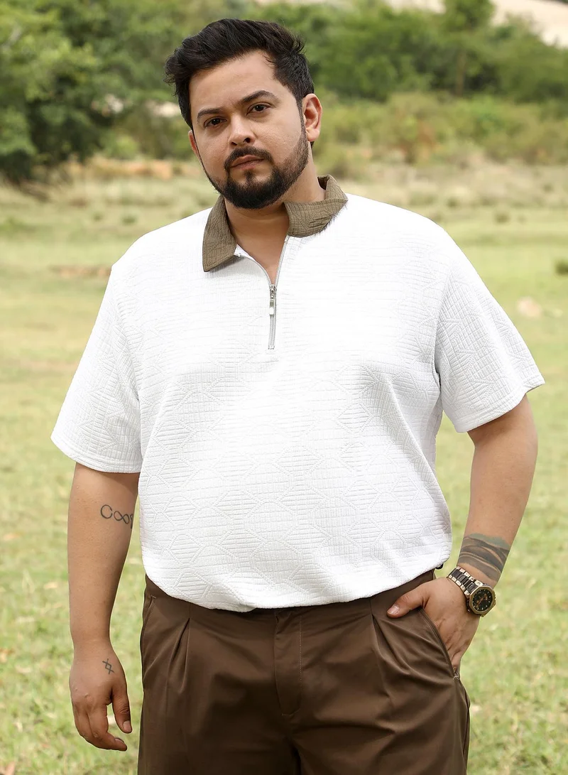 Instafab Plus Instafab Men's Army Green & Chalk White Oblique-Block Polo T-Shirt | Polo Collar  , Short Regular Sleeves , Half-Zipper Closure | Colourblock Jacquard | Cotton-Blend T-Shirt For Casual Wear