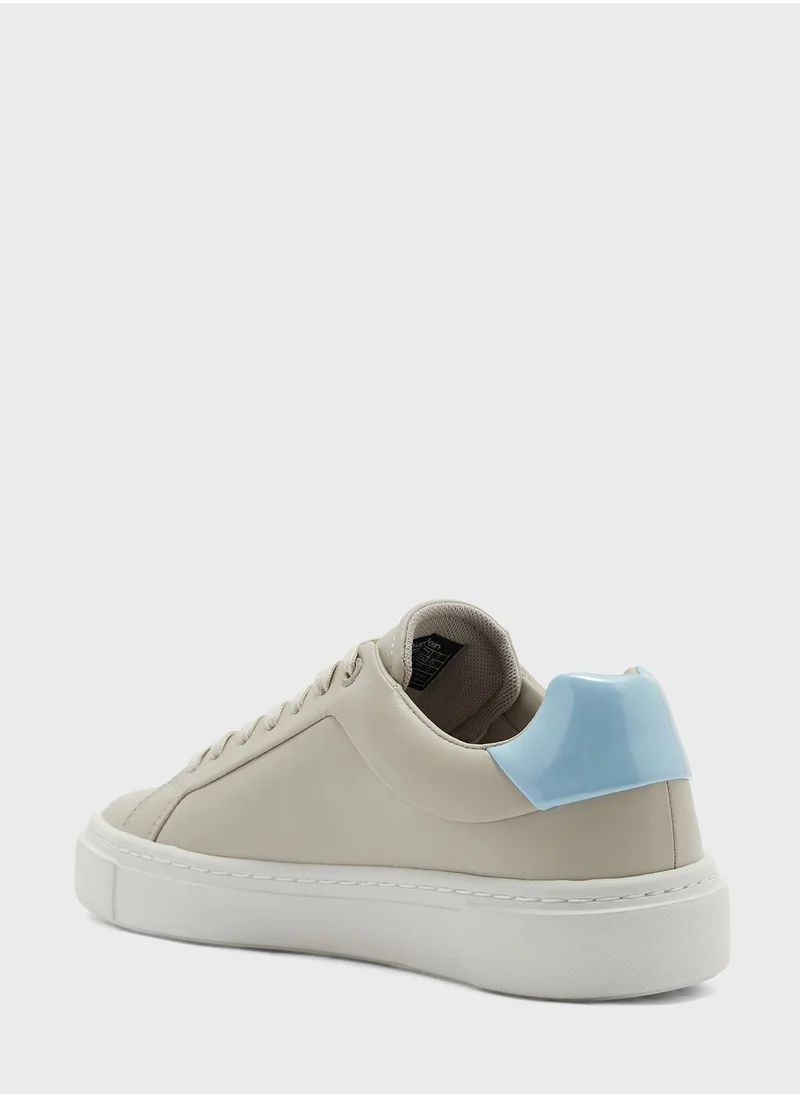 CALVIN KLEIN Lace Up Low Top Sneakers