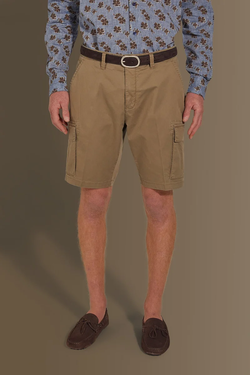 Doppelganger Brown Cargo bermuda twill stretch construction - Taupe for Men | Best Price UAE