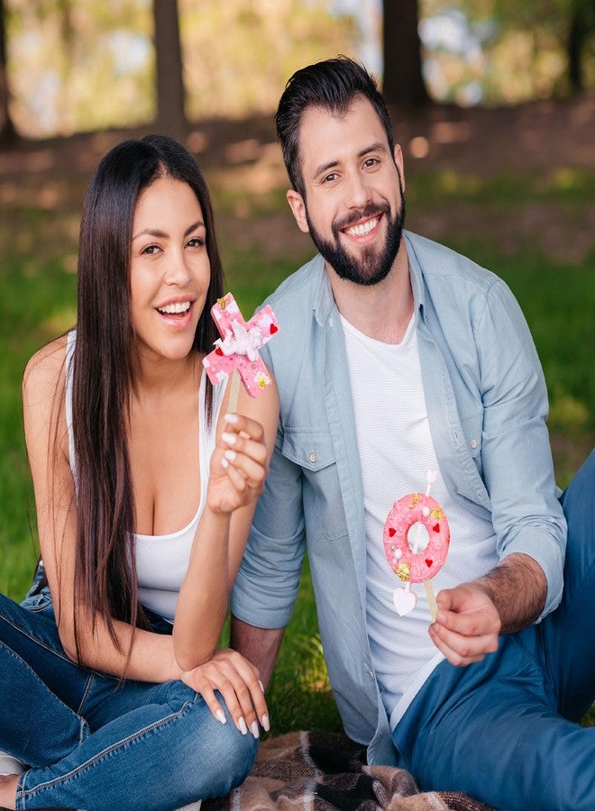 FillTouch مجموعة فيل تاتش من 3 قوالب كيك على شكل قلب، قوالب مصاصات مثلجة على شكل قلب ودب ورمز Xoxo، مصنوعة من السيليكون مع 50 عودًا خشبيًا وقطارتين، مثالية لصنع الشوكولاتة في عيد الحب، أداة مطبخ منزلية الصنع - Image 4