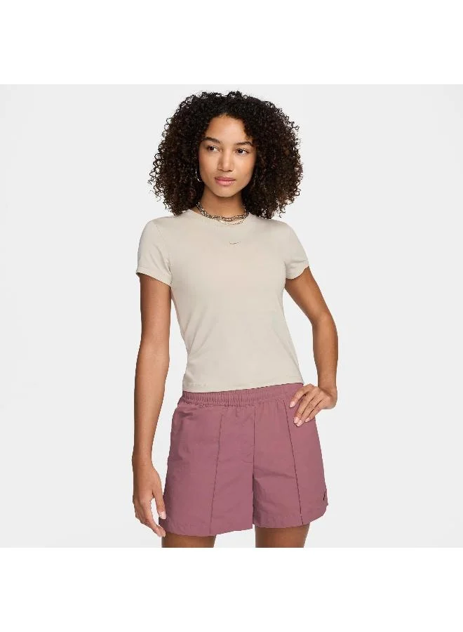 Nike Women's Sportswear Chill T-shirt
