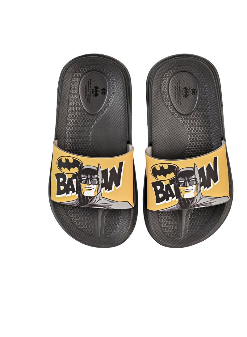 Warner Bros Batman Patterned Non-Slip Sole Boys' Slider Suitable for Daily Use - Image 1