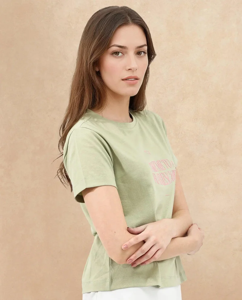 Rareism Women's Crew Neck T-Shirt With Chest Graphic