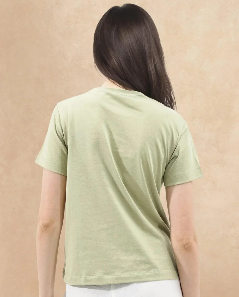 Rareism Women's Crew Neck T-Shirt With Chest Graphic