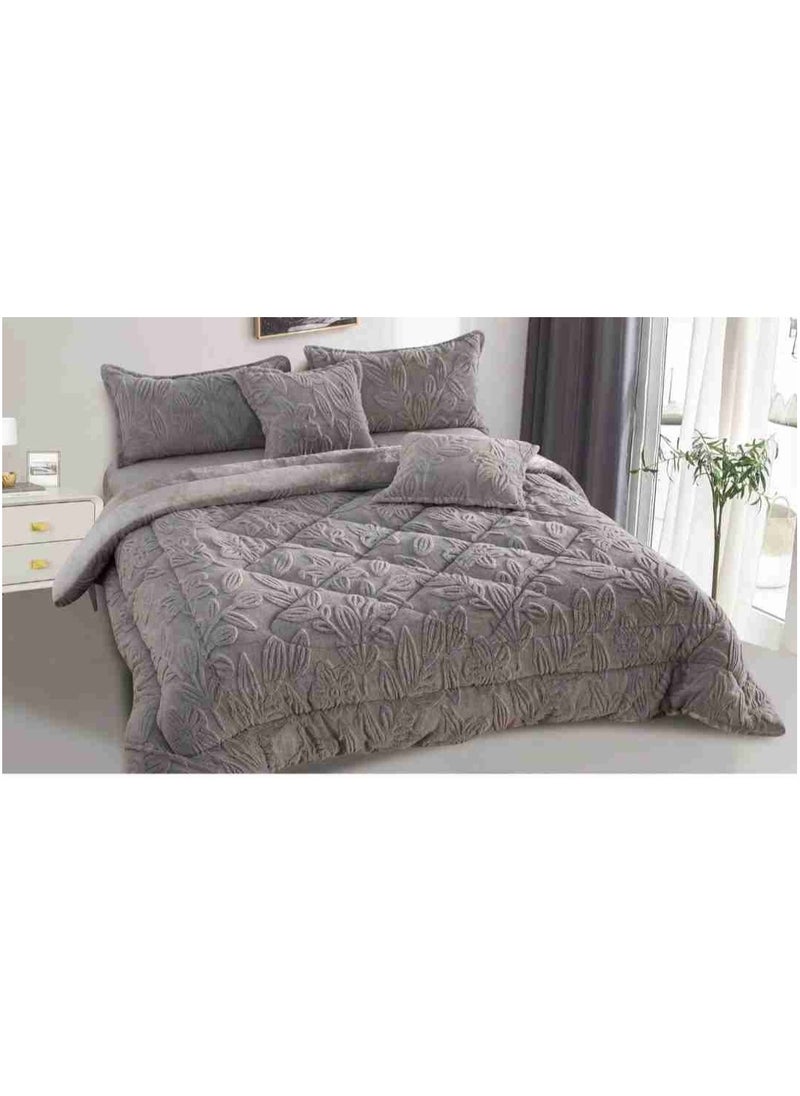 Winter double bed set 6 pieces, two sides, velvet side and engraved fur side, queen size 230x250 cm - pzsku/ZE81C143234DB07D51F4BZ/45/_/1734423562/1d3b4fec-7cfd-400f-b73c-cdb0f020d6d0