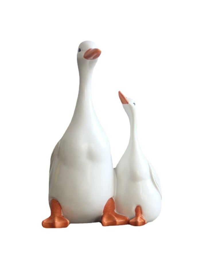 Lifelike Mother Duck and Ducklings Resin Statue for Yard Decoration - Durable Hand Painted Sculpture (Large 15cm x 10cm) - Image 1