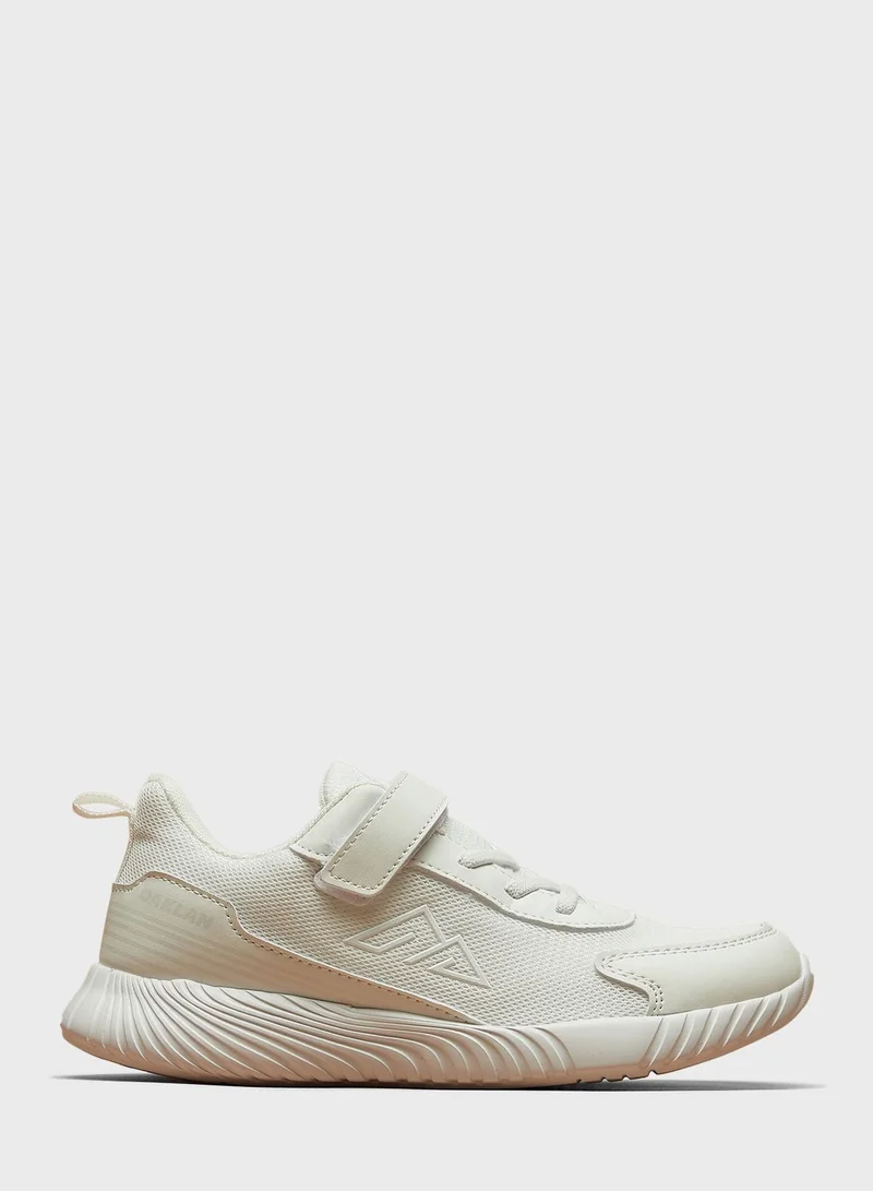 شو اكسبرس Youth Low Top Velcro Sneakers