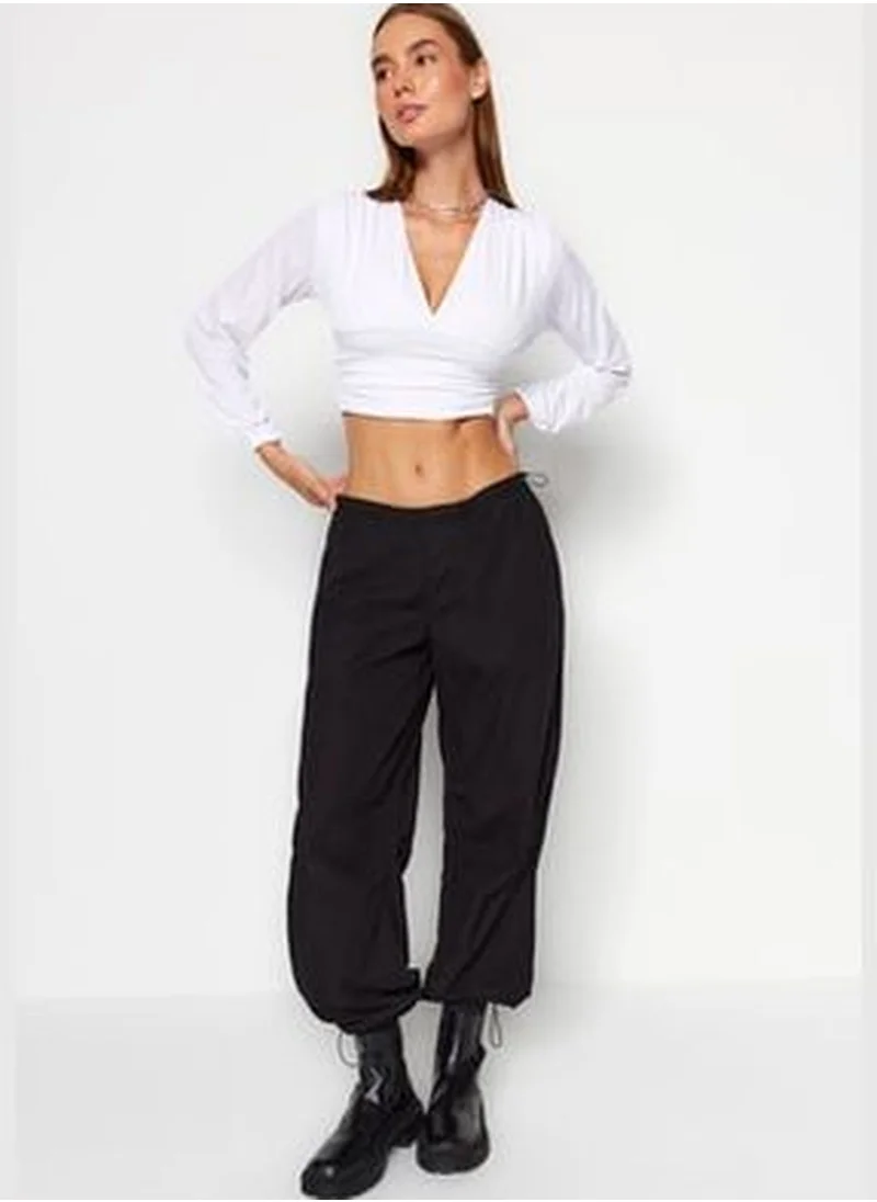 trendyol White Draping Detail Fitted/Simple V-Neck Crop, Flexible Knitted Blouse TWOAW23BZ00320