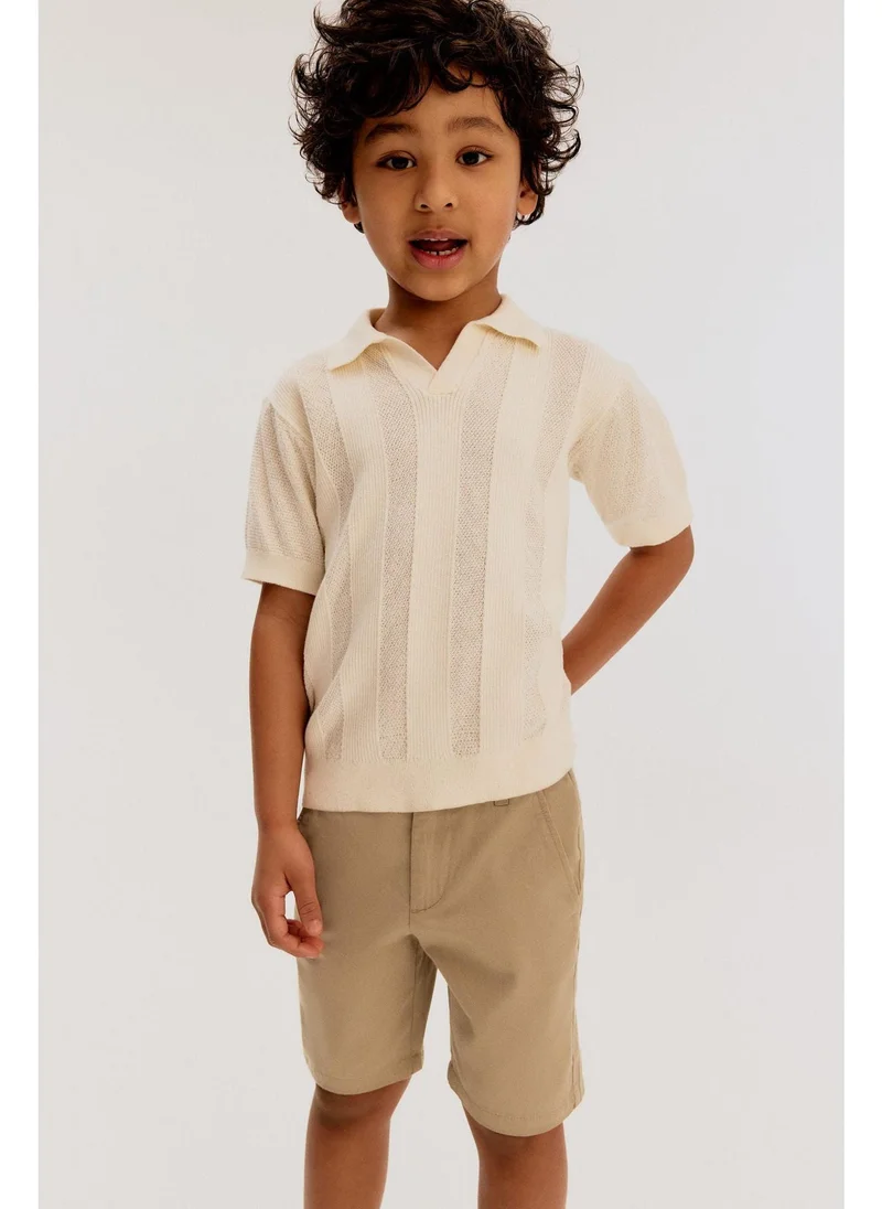 اتش اند ام Cotton chino shorts
