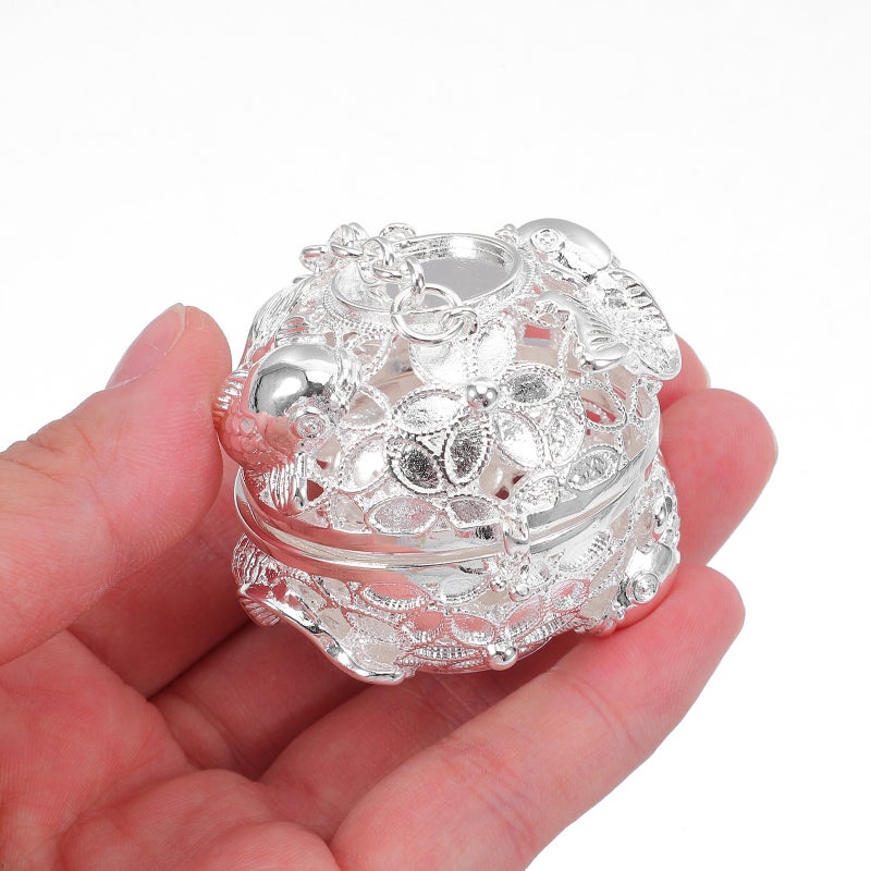 💍 تعليقة عطرية نحاسية ق مة لتعزيز أجواء العلاج بالعطور 4x4 سم - Image 5