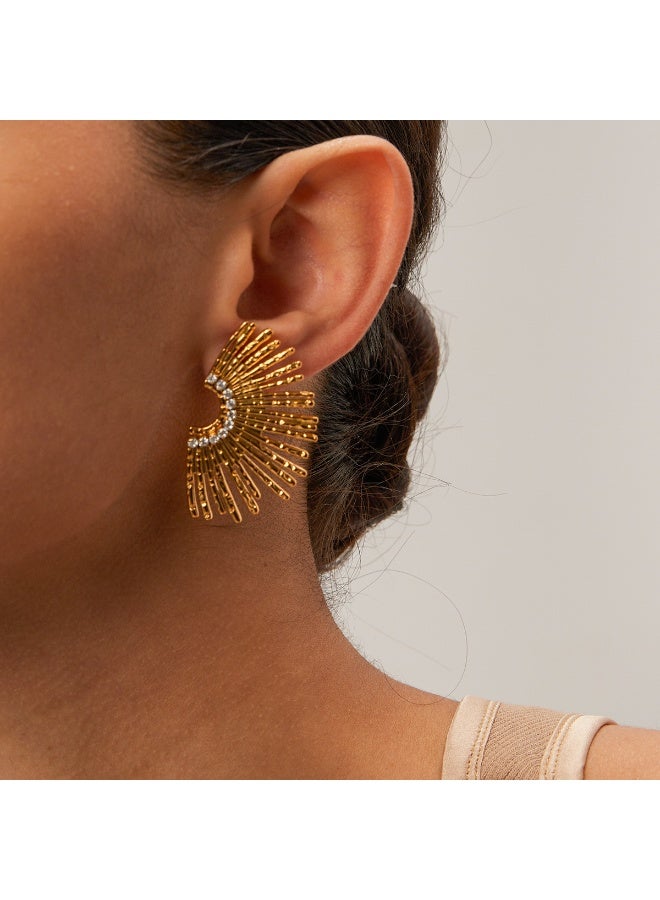 أميتوير أقراط راي هندسية عصرية للنساء | فولاذ مقاوم للصدأ خفيف الوزن وفاخر مرصع بالألماس، ثابت اللون - Image 2