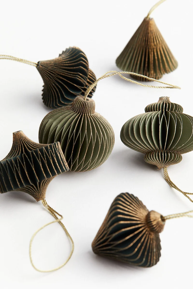 اتش اند ام 6-Pack Paper Decorations