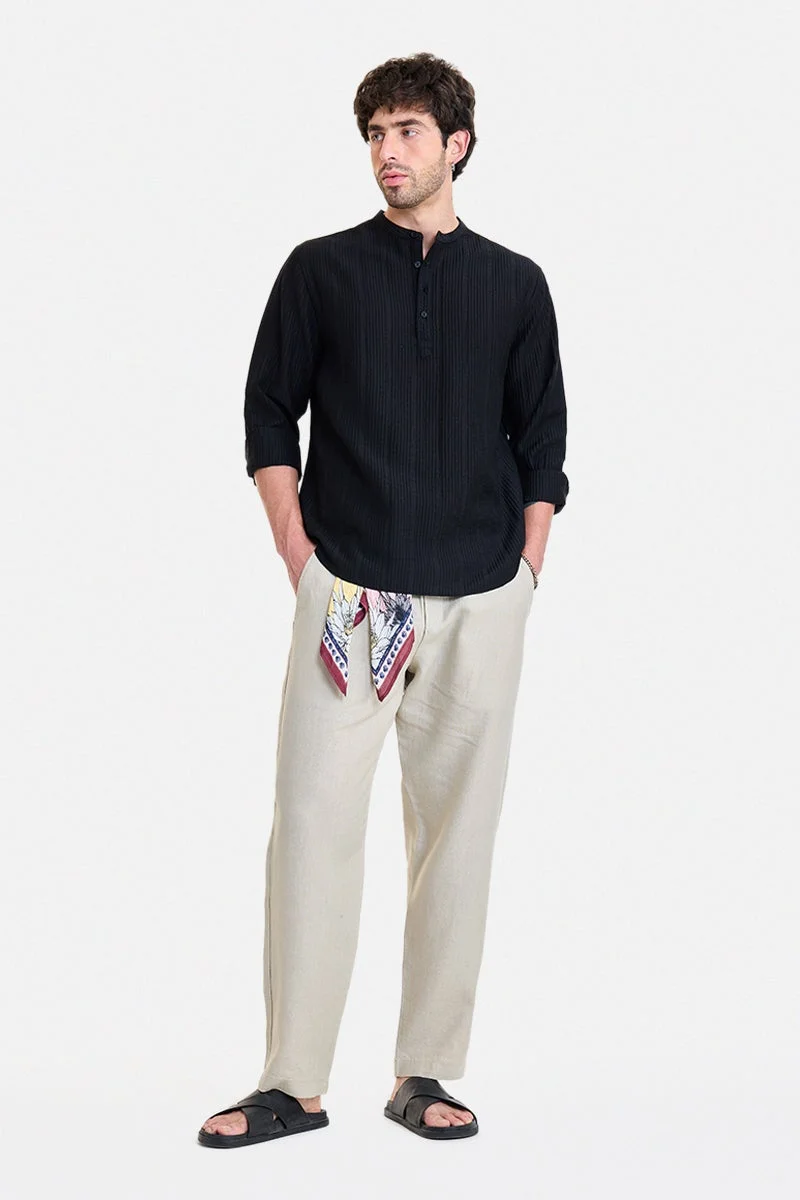 سنيتش Black Textured Long Sleeve Regular Fit Shirt