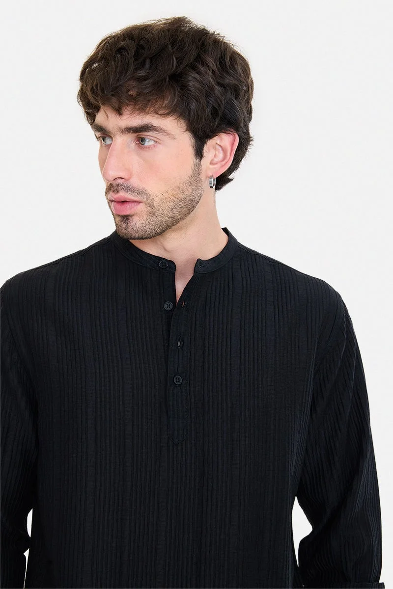 سنيتش Black Textured Long Sleeve Regular Fit Shirt